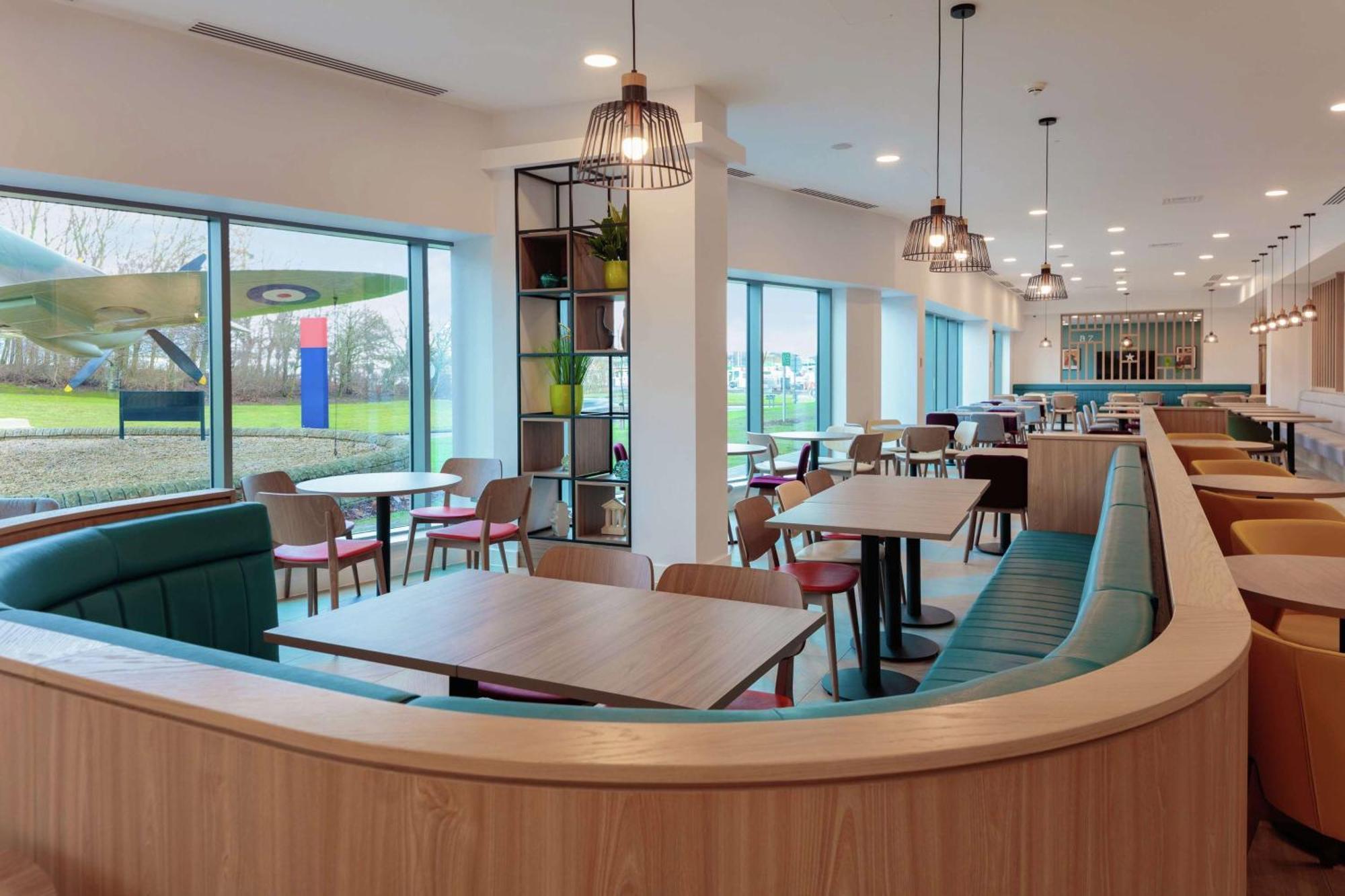 Hampton By Hilton Edinburgh Airport Hotel Ingliston Luaran gambar